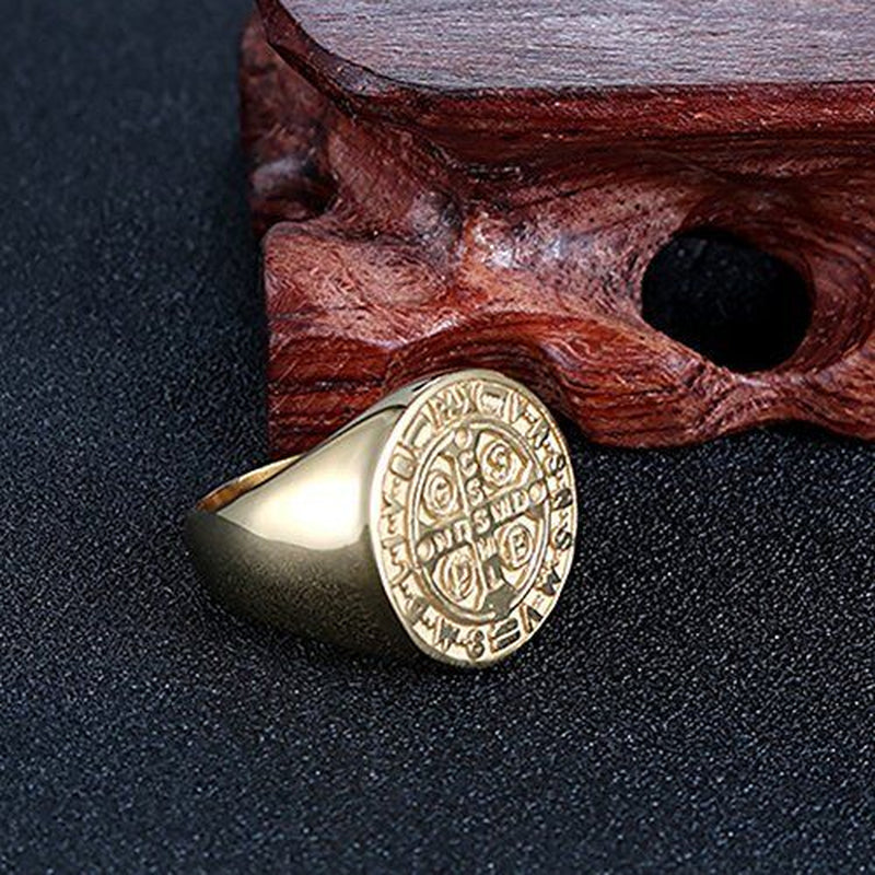 Anillo De San Benito De Oro De Acero Inoxidable Para Hombre, Size 10